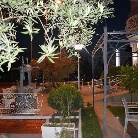 Hotel Marika Golem  Bagian luar foto
