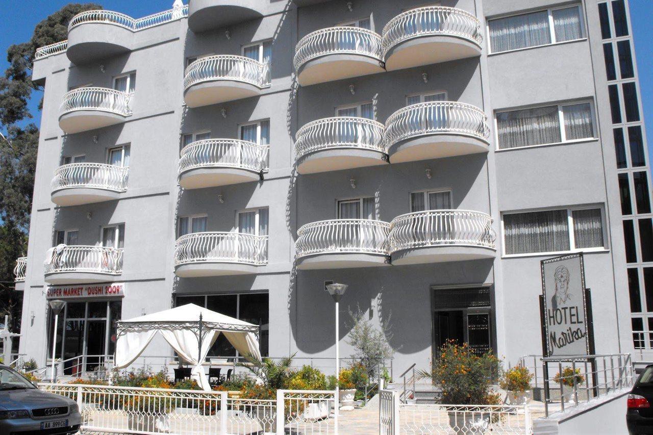 Hotel Marika Golem  Bagian luar foto